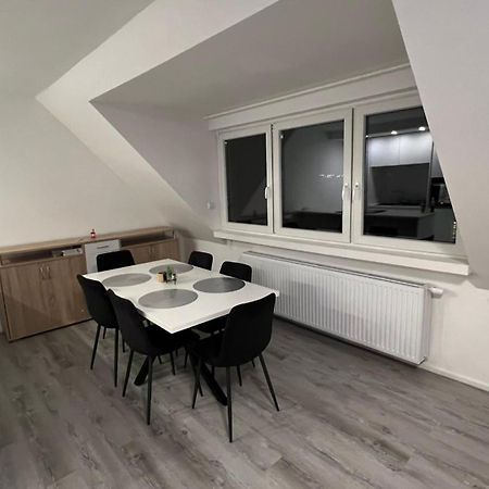 Brühl Reviv - Traumhaftes 3 Zimmer Apartment מראה חיצוני תמונה
